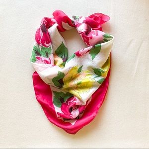 Vintage Roses silk scarf 🌹